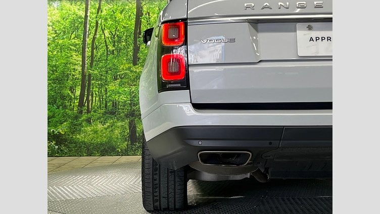 2019 認定中古車 Land Rover Range Rover ユーロンホワイト 3.0リッターTDV6ディーゼル（258 PS） スタンダードホイールベース VOGUE