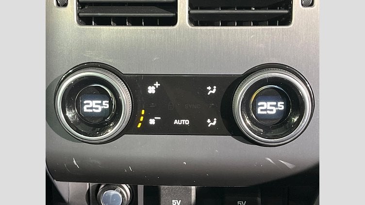 2018 認定中古車 Land Rover Range Rover Sport Yulong White 3.0 V6 Dsl Mono Turbo Std Flow SE