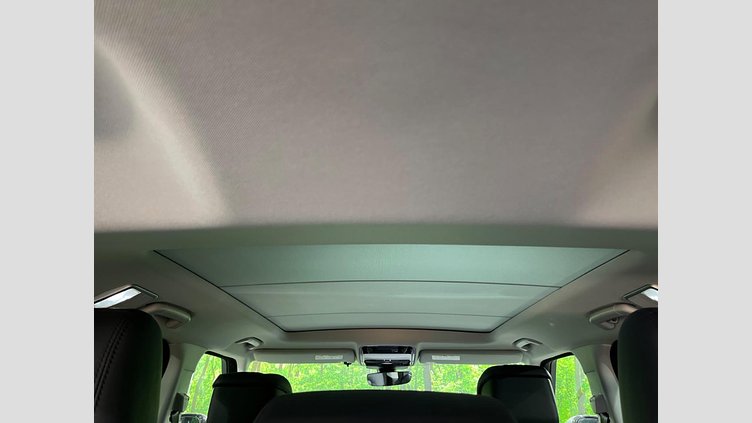 2018 認定中古車 Land Rover Range Rover Sport Yulong White 3.0 V6 Dsl Mono Turbo Std Flow SE