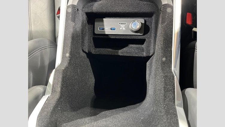 2018 認定中古車 Land Rover Range Rover Sport Yulong White 3.0 V6 Dsl Mono Turbo Std Flow SE