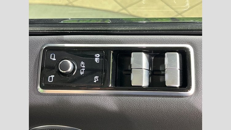 2018 認定中古車 Land Rover Range Rover Sport Yulong White 3.0 V6 Dsl Mono Turbo Std Flow SE