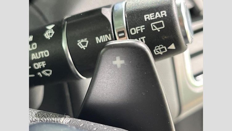 2018 認定中古車 Land Rover Range Rover Sport Yulong White 3.0 V6 Dsl Mono Turbo Std Flow SE