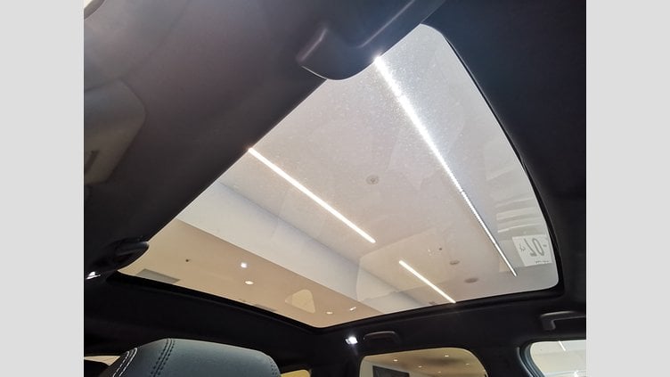 2023 認定中古車 Land Rover Discovery Sport ハクバシルバー D200マイルドハイブリッド（ディーゼル） 標準ホイール DYNAMIC SE