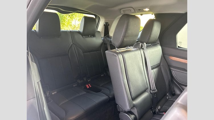 2018 認定中古車 Land Rover Discovery Indus Silver 3.0 litre V6 Supercharged Petrol HSE