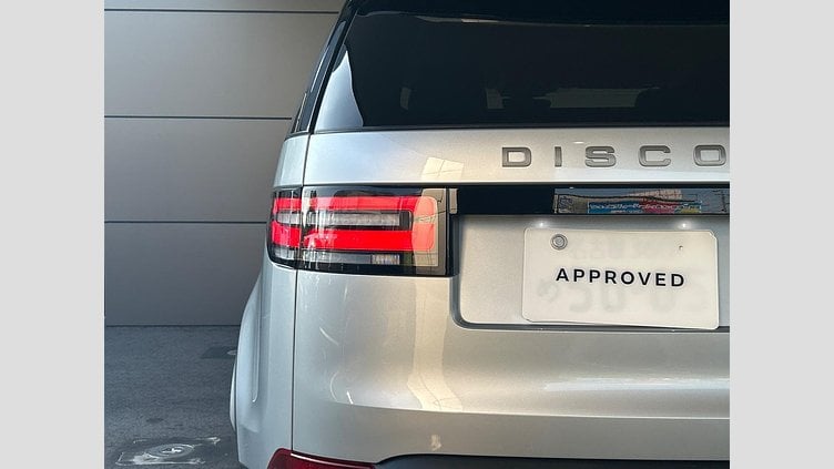 2018 認定中古車 Land Rover Discovery Indus Silver 3.0 litre V6 Supercharged Petrol HSE