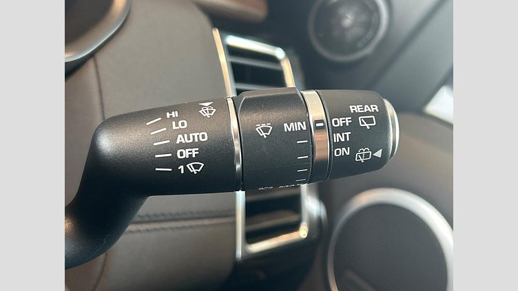 2018 認定中古車 Land Rover Discovery Indus Silver 3.0 litre V6 Supercharged Petrol HSE