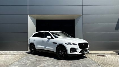 F-Pace 0