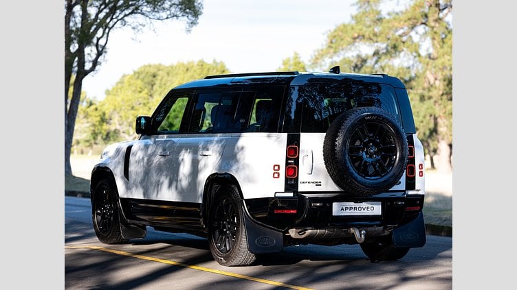 2022 Approved Land Rover Defender 110 Fuji White 4x4 - Auto D300 HSE X-Dynamic
