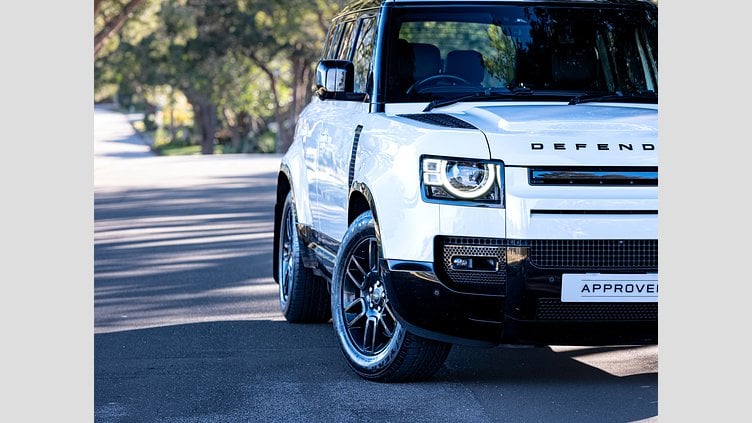 2022 Approved Land Rover Defender 110 Fuji White 4x4 - Auto D300 HSE X-Dynamic