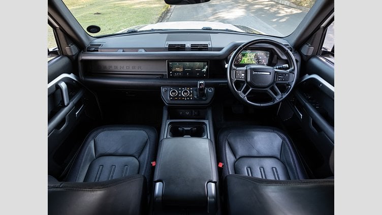 2022 Approved Land Rover Defender 110 Fuji White 4x4 - Auto D300 HSE X-Dynamic