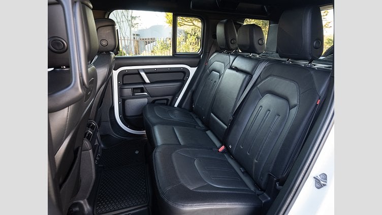 2022 Approved Land Rover Defender 110 Fuji White 4x4 - Auto D300 HSE X-Dynamic