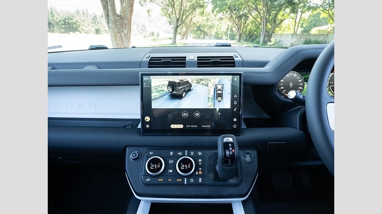 2025 Approved Land Rover Defender 110 Tasman Blue 4x4 Auto D250 SE X-Dynamic