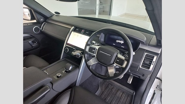 2021 Approved Land Rover Discovery White Automatic 3.0TD SE R-DYNAMIC (D300)
