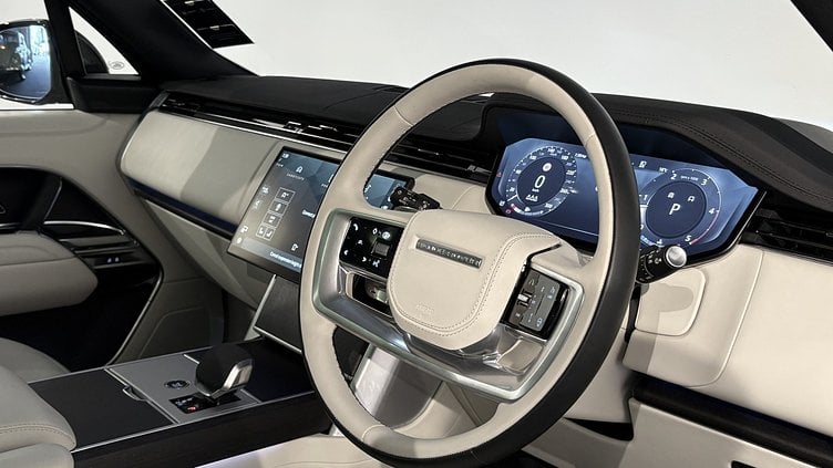 2024 Approved Land Rover Range Rover BLACK D350 HSE