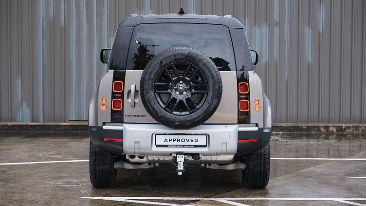 2025 Approved Land Rover Defender 110 Silicon Silver 110 D250 S