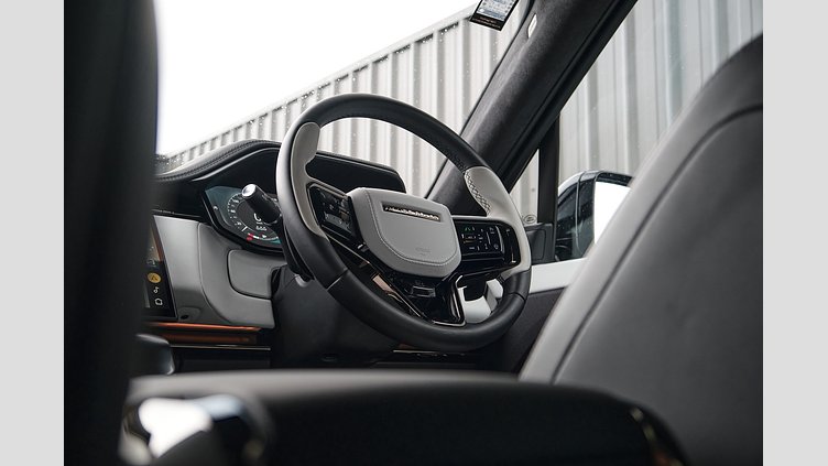 2024 Approved Land Rover Range Rover Sport Obsidian - Gloss P635 SV Edition One