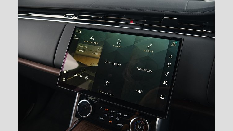 2023 Approved Land Rover Range Rover Batumi Gold P530 SE SWB