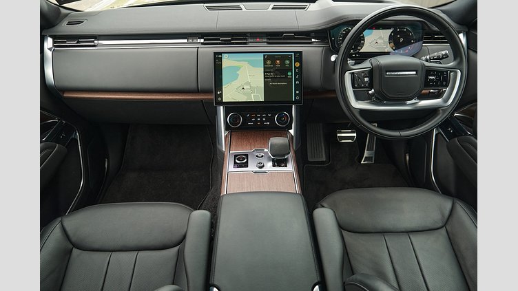 2023 Approved Land Rover Range Rover Batumi Gold P530 SE SWB