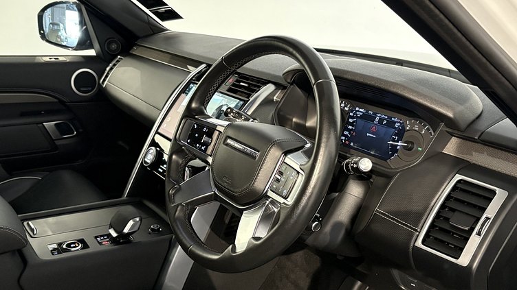 2022 Approved Land Rover Discovery WHITE D300 R-DYNAMIC HSE