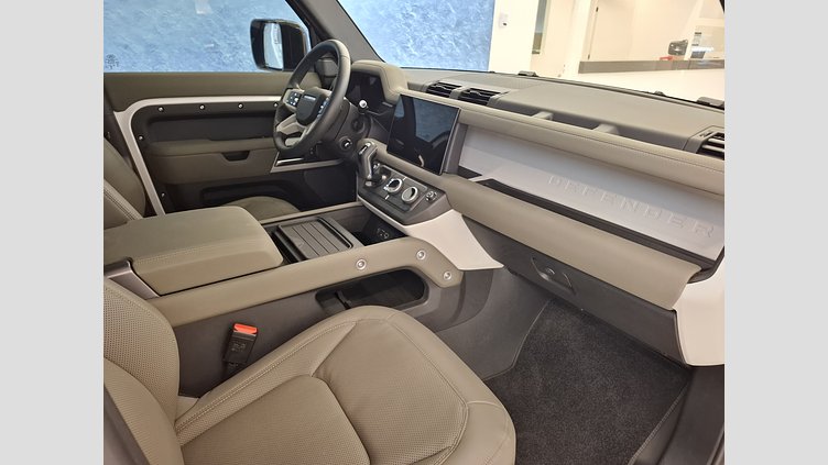 2024 Approved Land Rover Defender 110 Fuji White D300 DIESEL MHEV HSE X DYNAMIC 
