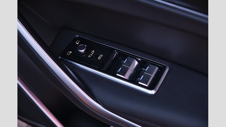 2025 Approved Jaguar F-Pace Santorini Black P575 PETROL SVR 575 EDITION