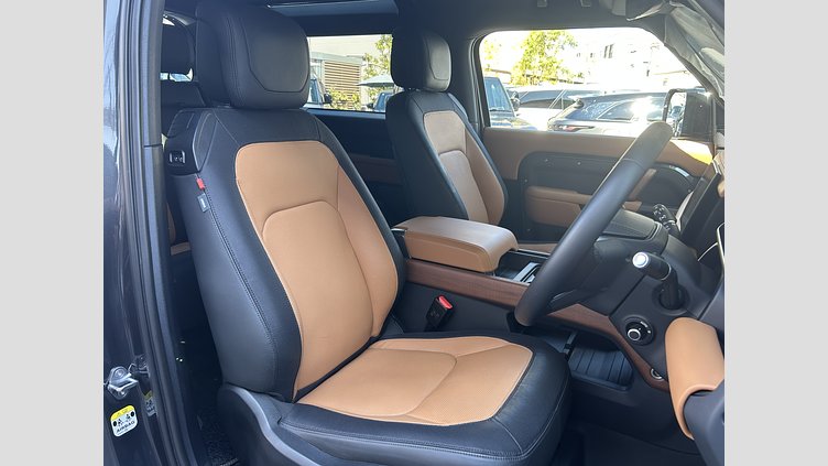 2023 認定中古車 Land Rover Defender 90 Carpathian Grey D300 AWD（AT） X-DynamicHSE