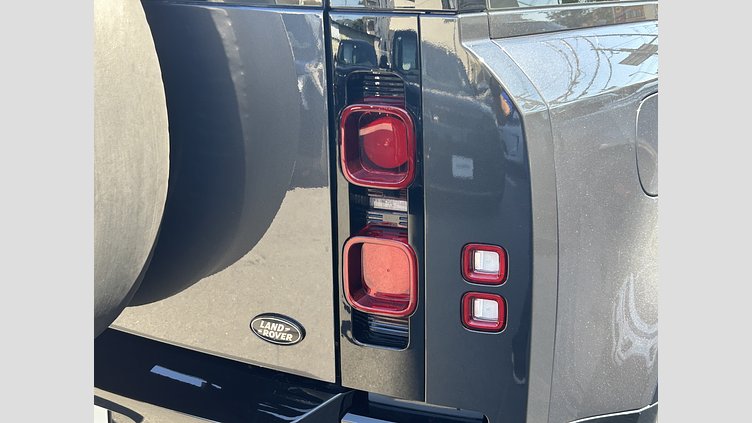 2023 認定中古車 Land Rover Defender 90 Carpathian Grey D300 AWD（AT） X-DynamicHSE