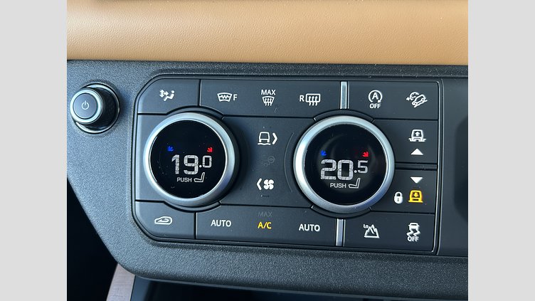 2023 認定中古車 Land Rover Defender 90 Carpathian Grey D300 AWD（AT） X-DynamicHSE