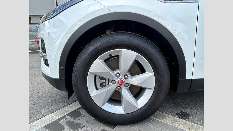 2022 認定中古車 Jaguar E-Pace フジ ホワイト D200 AWD（オートマチック） S
