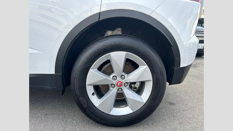 2022 認定中古車 Jaguar E-Pace フジ ホワイト D200 AWD（オートマチック） S