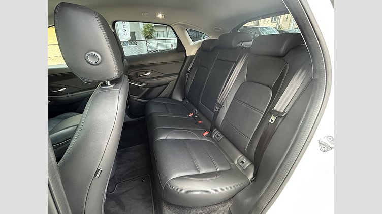 2022 認定中古車 Jaguar E-Pace フジ ホワイト D200 AWD（オートマチック） S