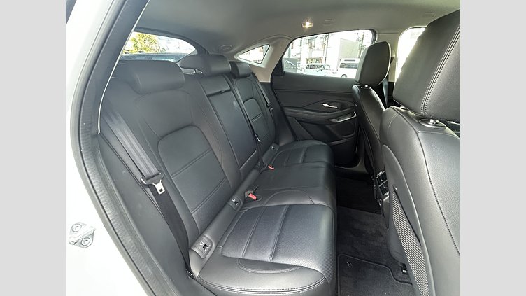 2022 認定中古車 Jaguar E-Pace フジ ホワイト D200 AWD（オートマチック） S