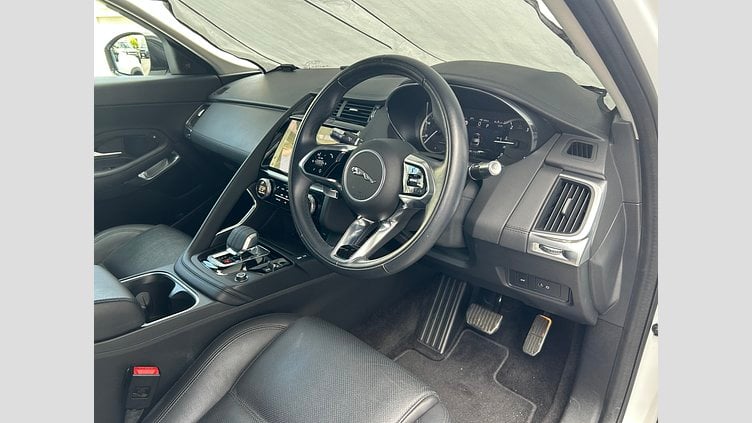 2022 認定中古車 Jaguar E-Pace フジ ホワイト D200 AWD（オートマチック） S