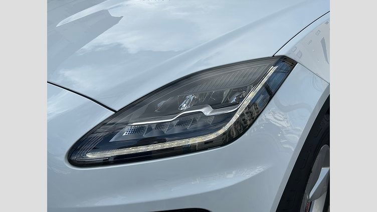 2022 認定中古車 Jaguar E-Pace フジ ホワイト D200 AWD（オートマチック） S