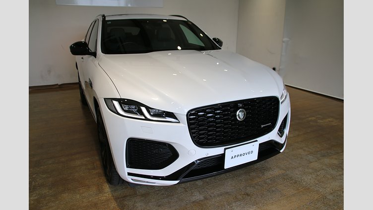 2024 認定中古車 Jaguar F-Pace オストゥーニパールホワイト D200マイルドハイブリッド（ディーゼル） R-DYNAMIC SE