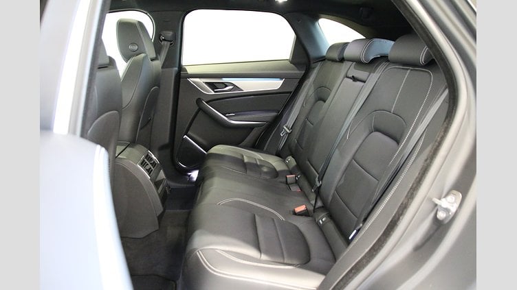 2024 認定中古車 Jaguar F-Pace オストゥーニパールホワイト D200マイルドハイブリッド（ディーゼル） R-DYNAMIC SE