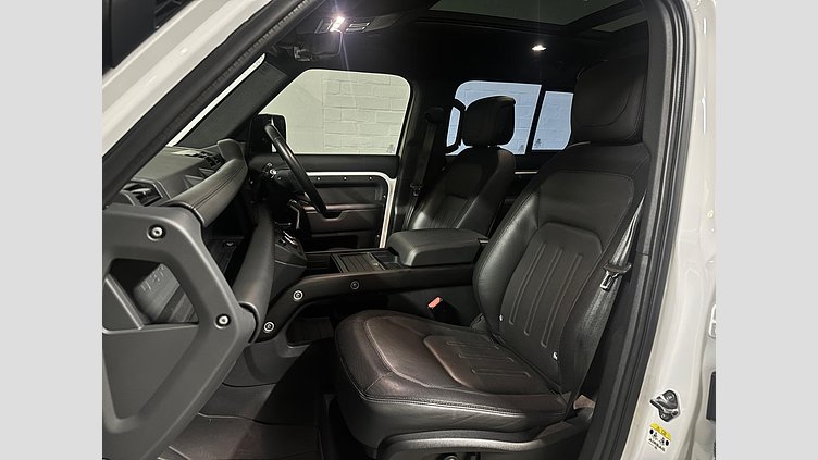 2021 Approved Land Rover Defender 110 White D300 HSE X-Dynamic D300 HSE X-Dynamic
