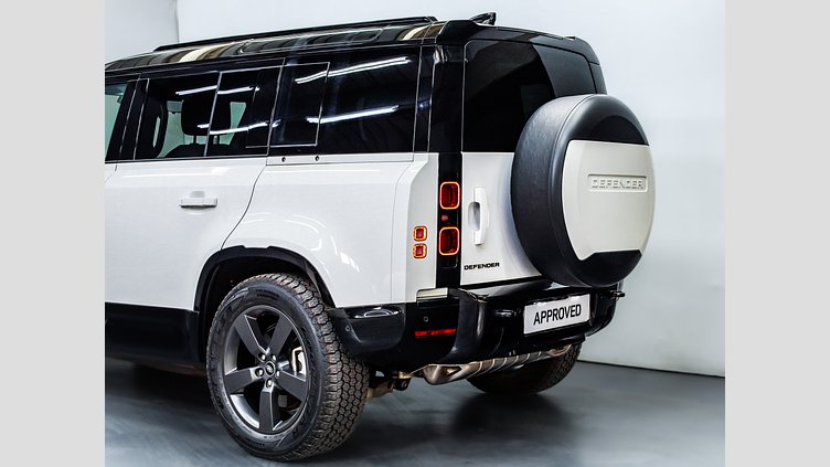 2024 Approved Land Rover Defender 110 Fuji White AWD D350 HSE X-DYNAMIC