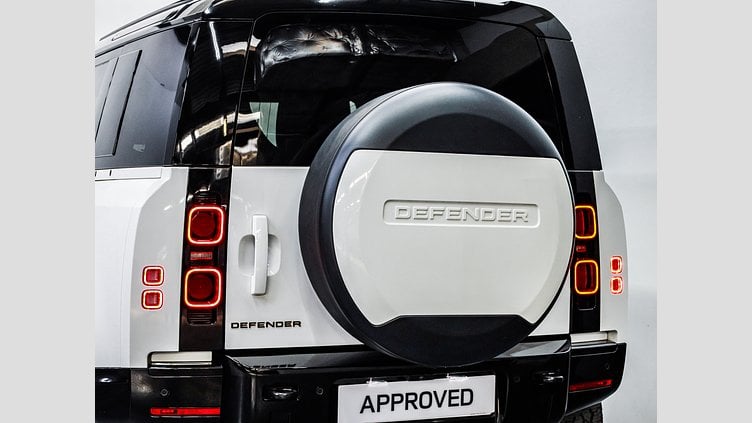 2024 Approved Land Rover Defender 110 Fuji White AWD D350 HSE X-DYNAMIC