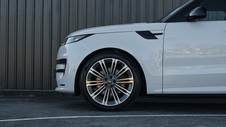 2025 Approved Land Rover Range Rover Sport Ostuni Pear White P460e Dynamic HSE