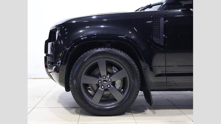 2022 認定中古車 Land Rover Defender 110 Santorini Black AWD X-Dy HSE D300