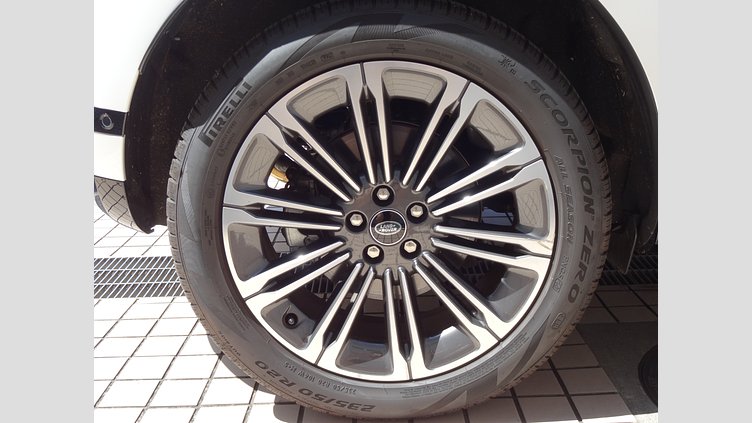 2023 認定中古車 Land Rover Range Rover Evoque Fuji White 249PS DYNAMIC HSE