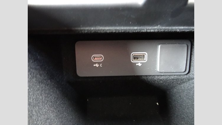 2023 認定中古車 Land Rover Range Rover Evoque Fuji White 249PS DYNAMIC HSE