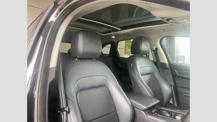 2022 認定中古車 Jaguar F-Pace Santorini Black オートマチック S
