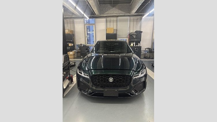 2023 認定中古車 Jaguar XF British Racing Green P300 スポーツブレイク（ガソリン） SPORT