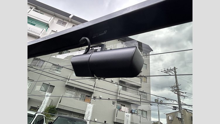 2025 認定中古車 Land Rover Defender 110 Santorini Black V8 P525(ガソリン） V8