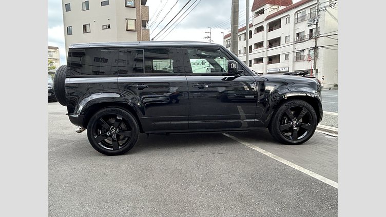 2025 認定中古車 Land Rover Defender 110 Santorini Black V8 P525(ガソリン） V8