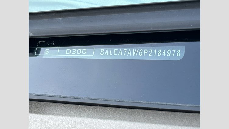 2023 認定中古車 Land Rover Defender 110 Gondwana Stone 3.0Lディーゼル S