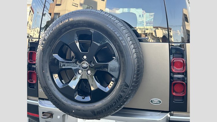 2023 認定中古車 Land Rover Defender 110 Gondwana Stone 3.0Lディーゼル S