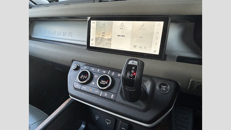 2023 認定中古車 Land Rover Defender 110 Gondwana Stone 3.0Lディーゼル S